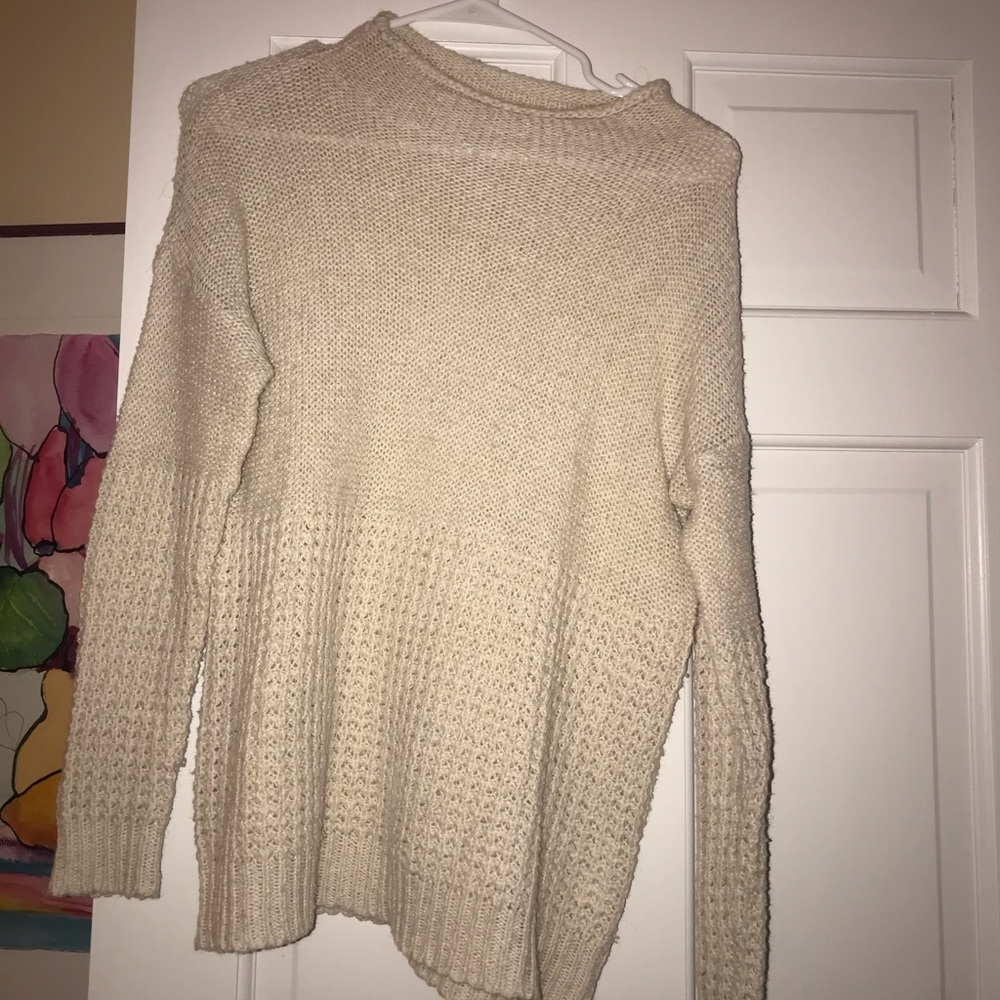 Cream colored American Eagle sweater